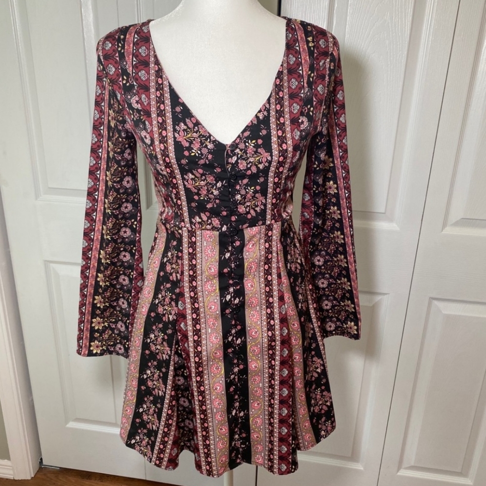 Boho Floral Bell Sleeve Casual Dress